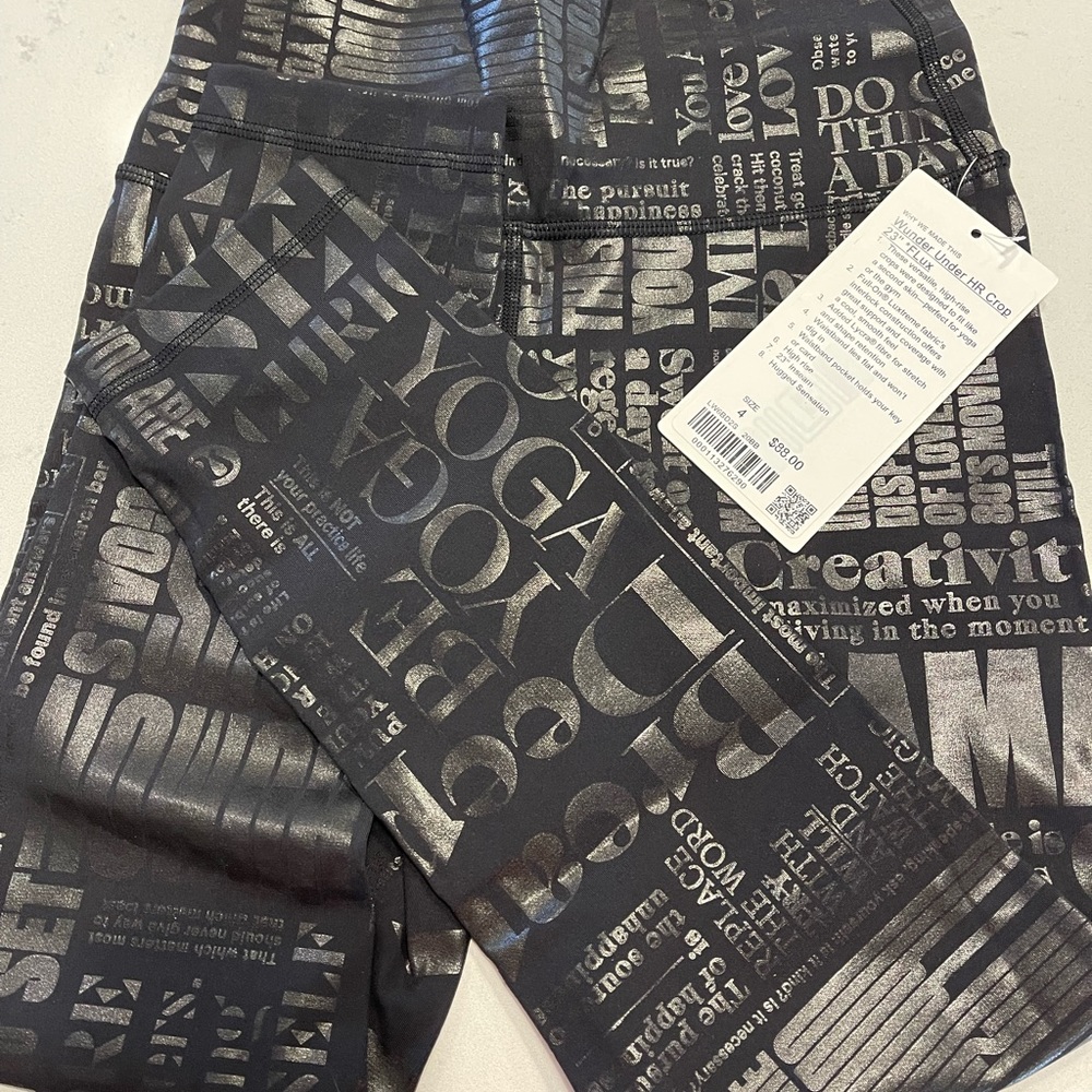LuluLemon Size 4 - cropped leggings 23” inseam